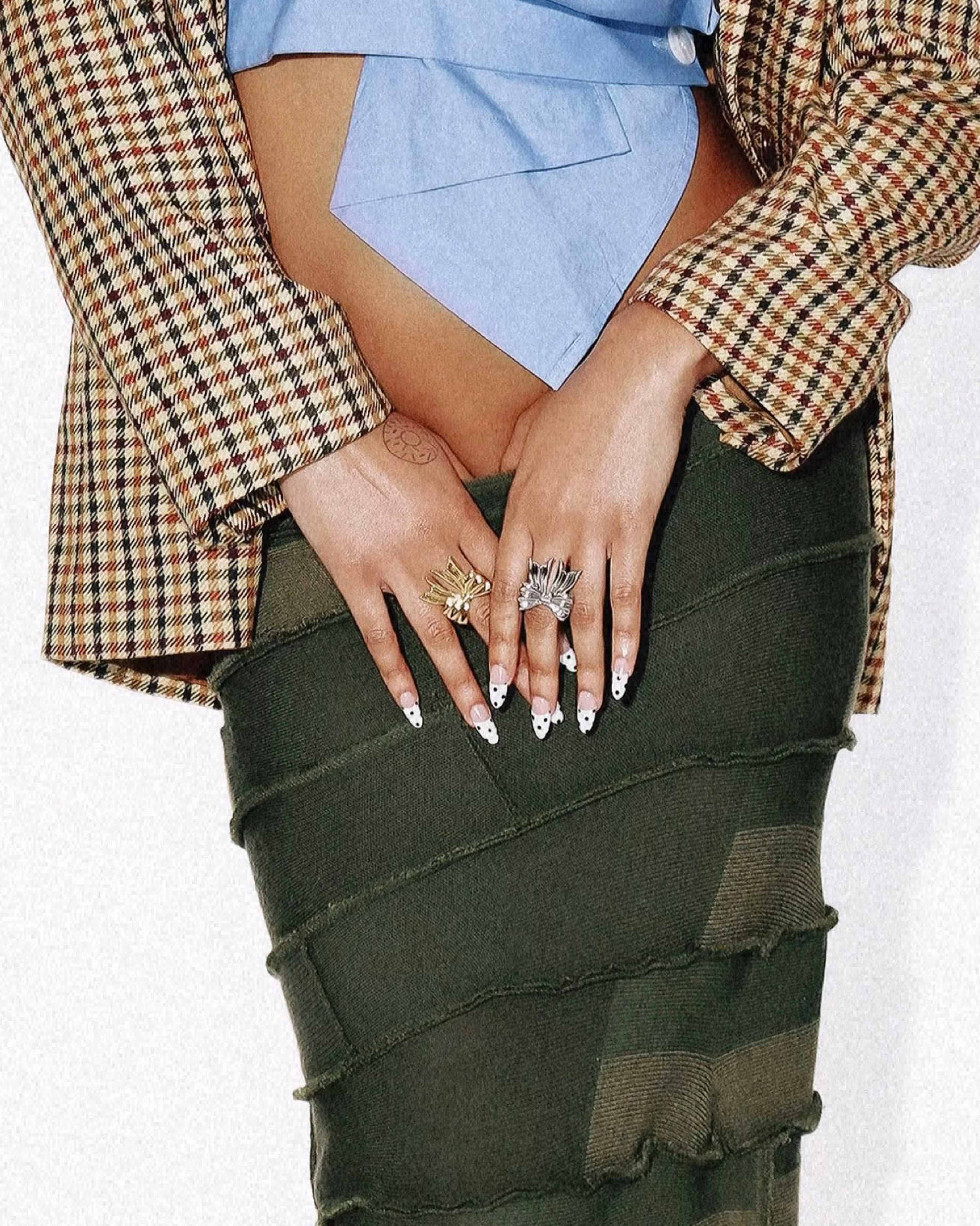 Bow Ring in Gold